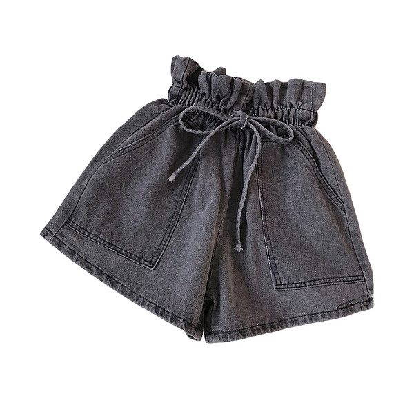 Pantaloni scurți moderni de damă - în patru culori