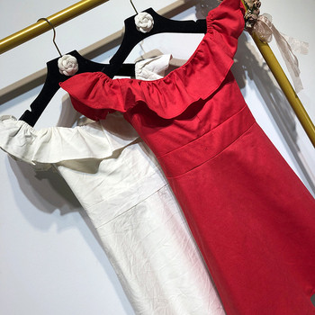 Rochie scurta cu umerii goi in doua culori