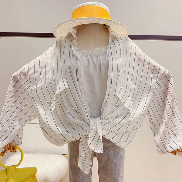 Cămașă de damă în dungi cu mâneci lungi