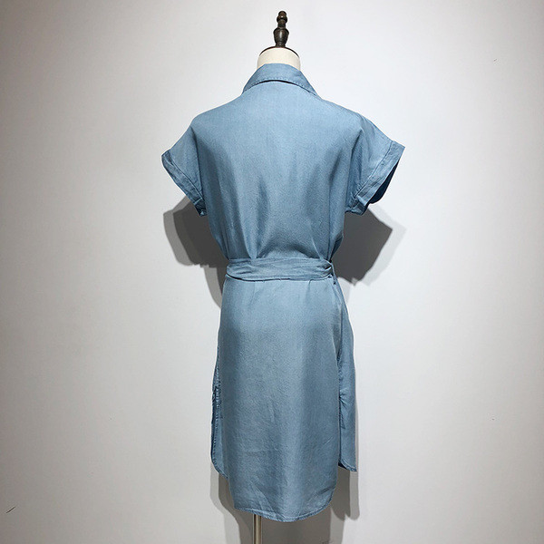 Rochie de dama cu maneca scurta si nasturi in albastru