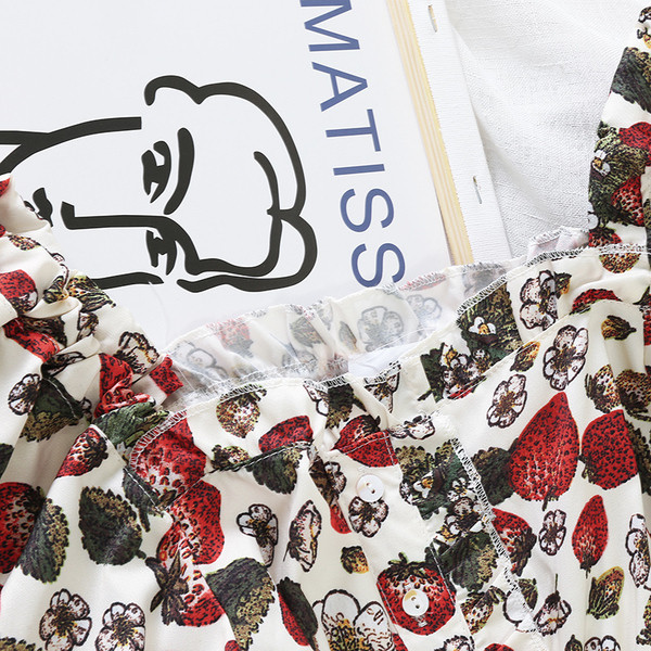 Cămașă modernă de damă cu mâneci scurte în alb și negru