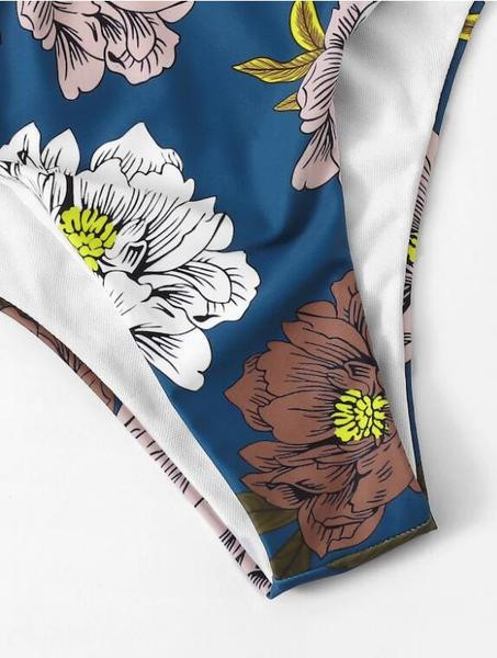 Μεγάλο μέγεθος μαγιό σε μπλε χρώμα με λουλουδάτο πριντ