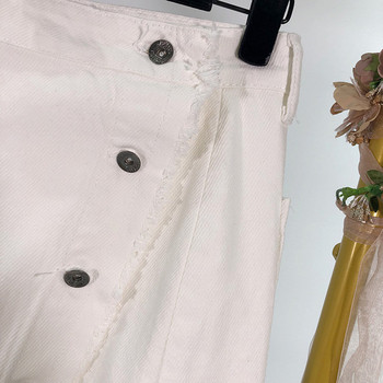 Fusta de dama din denim cu nasturi alb