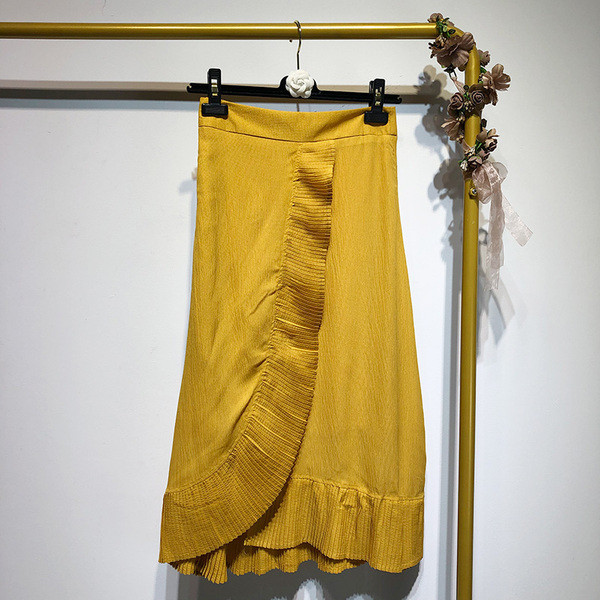 Fusta lunga de dama in alb si galben