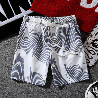 Pantaloni scurți casual pentru bărbați în trei culori