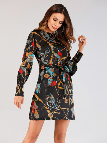 Rochie colorată de damă cu mâneci lungi și neagră