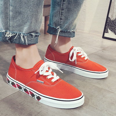 Tenisi casual barbatesti in patru culori cu aplicatie