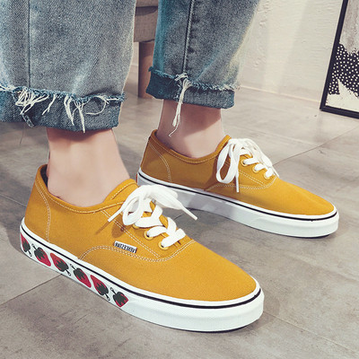 Tenisi casual barbatesti in patru culori cu aplicatie