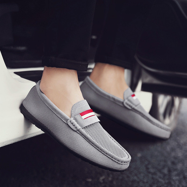 Mocasini moderni pentru bărbați în negru și gri