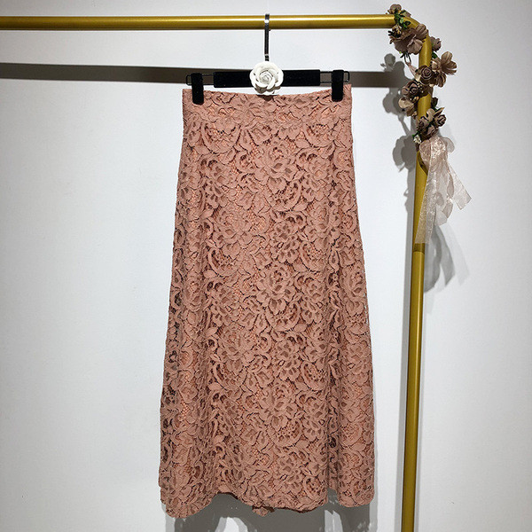 Fusta de dama lunga din dantela de culoare maro