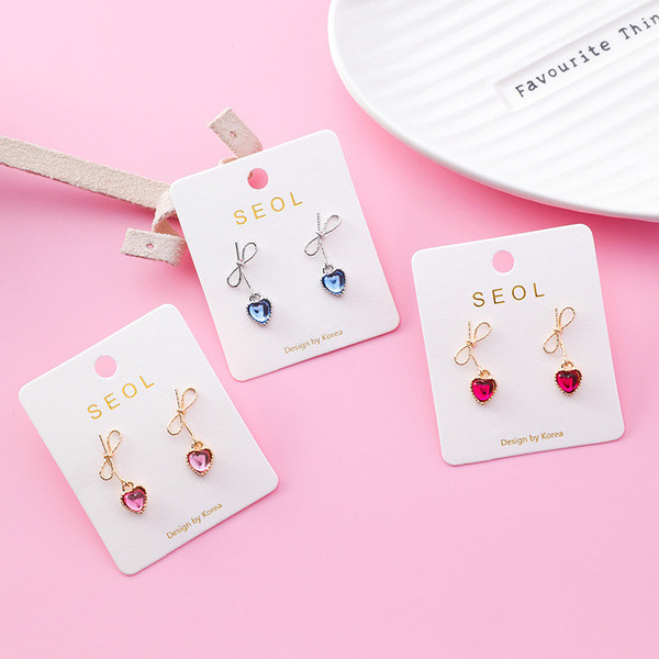 Cercei eleganti de dama - cu pietre in trei culori