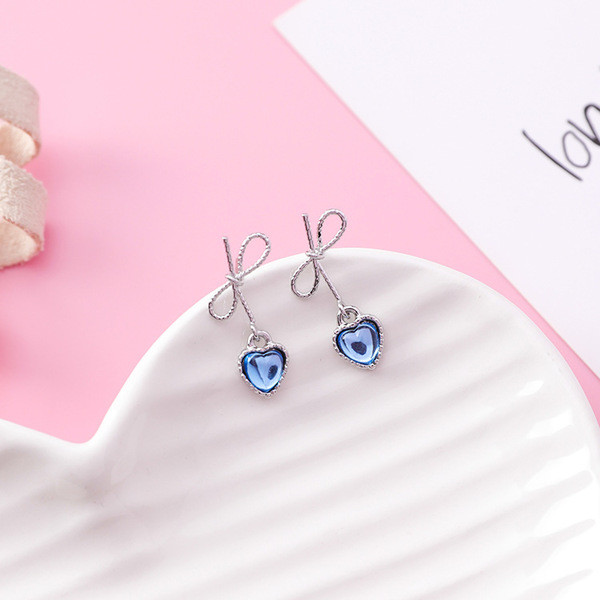 Cercei eleganti de dama - cu pietre in trei culori