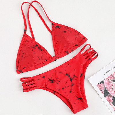 Ένα μοντέρνο μαγιό  με μαρμάρινο αποτέλεσμα σε δύο χρώματα