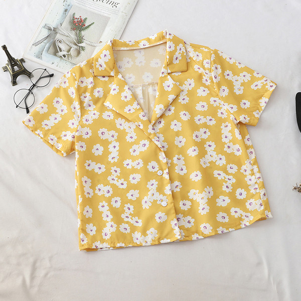 Cămașă de vară de damă cu mâneci scurte și model floral în mai multe culori