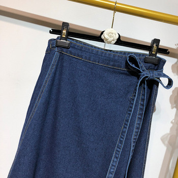 Fusta de denim lată cu legături în albastru