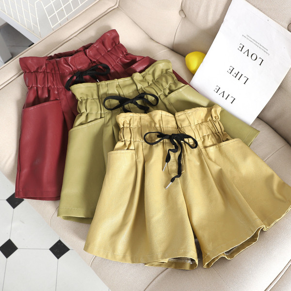 Pantaloni scurti de dama cu cravate si talie inalta in mai multe culori