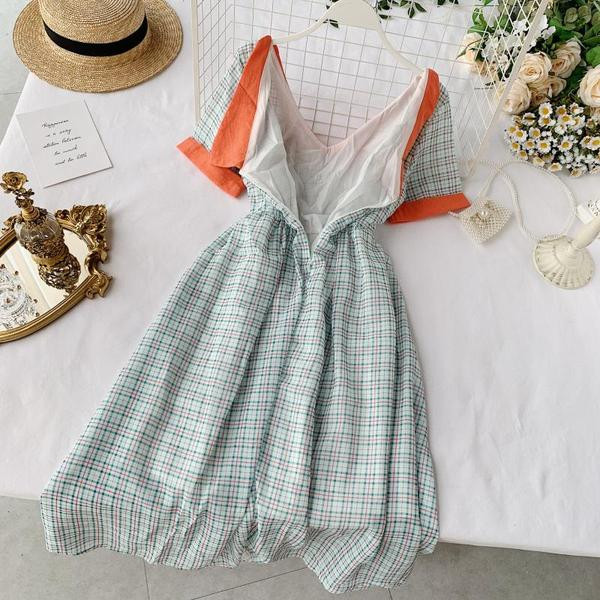 Rochie dama in carouri cu guler si maneci scurte