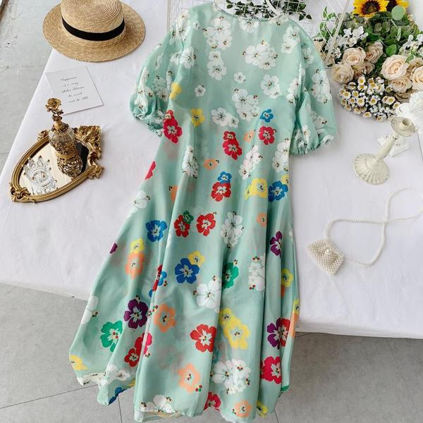 Rochie moderna de dama cu model floral cu maneci scurte