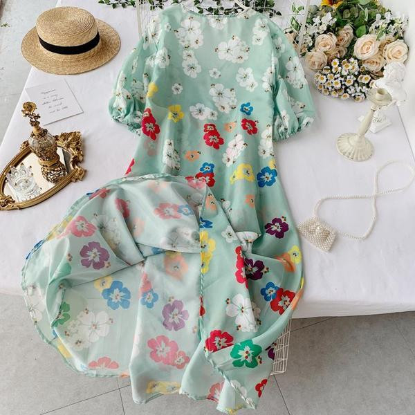 Rochie moderna de dama cu model floral cu maneci scurte