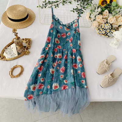 Rochie moderna de dama cu model floral si tul