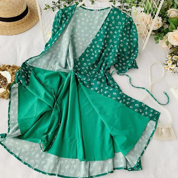 Rochie de dama cu maneca scurta de culoare verde