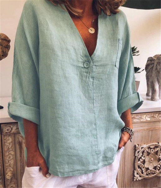 Bluză casual de damă cu buzunar și decolteu adânc în trei culori
