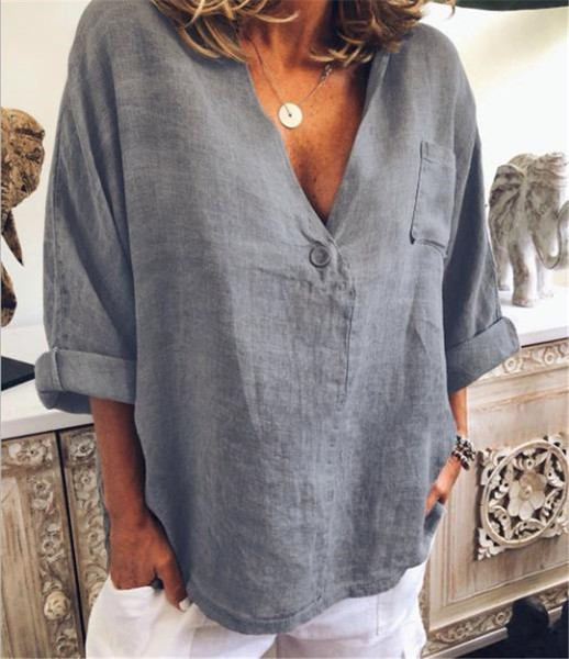 Bluză casual de damă cu buzunar și decolteu adânc în trei culori