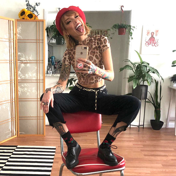 Bluză de damă de ultimă generație cu imprimeu animal cu mâneci scurte