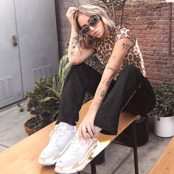 Bluză de damă de ultimă generație cu imprimeu animal cu mâneci scurte