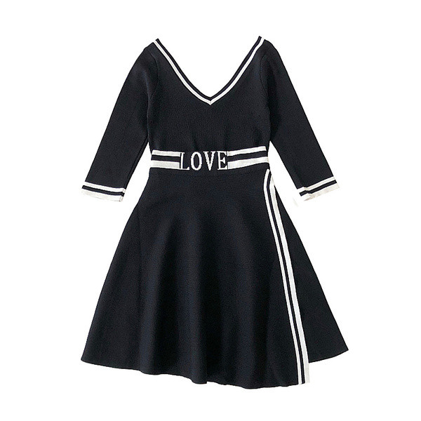 Set modern pentru femei din două părți cu o inscripție alb-negru