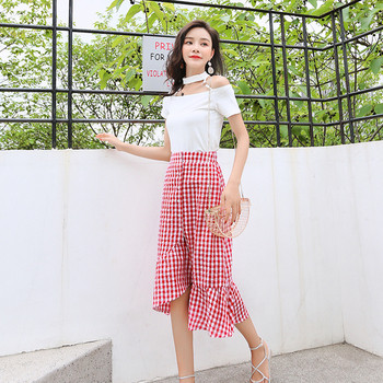 Fusta dama in carouri in doua culori cu nasturi