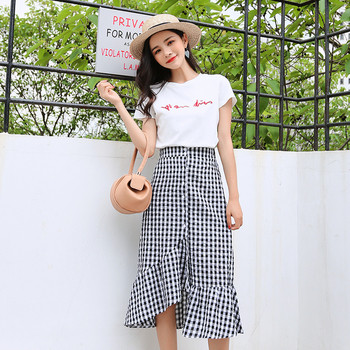 Fusta dama in carouri in doua culori cu nasturi