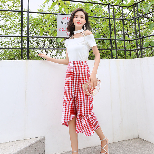 Fusta dama in carouri in doua culori cu nasturi