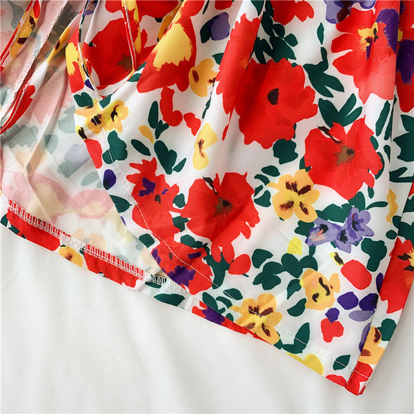 Rochie de dama cu model floral si maneci lungi