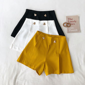 Pantaloni scurti moderni de dama cu elemente metalice in mai multe culori