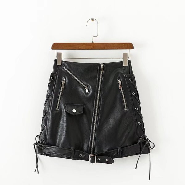Fusta scurta din piele ecologica cu fermoare negre