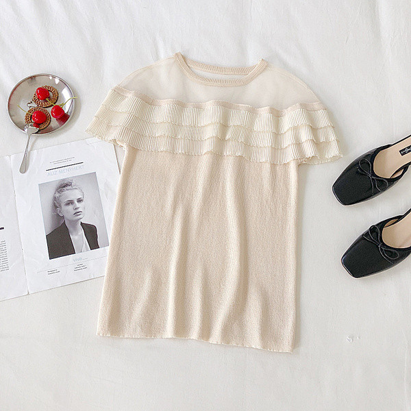 Tricou de dama modern in negru, alb si bej