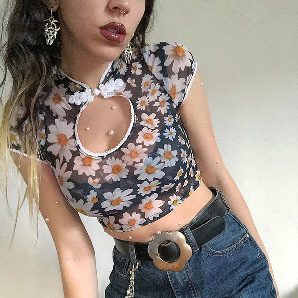 Bluză de damă topică cu model floral