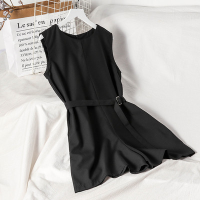 Salopetă elegantă de damă cu curea în negru și gri