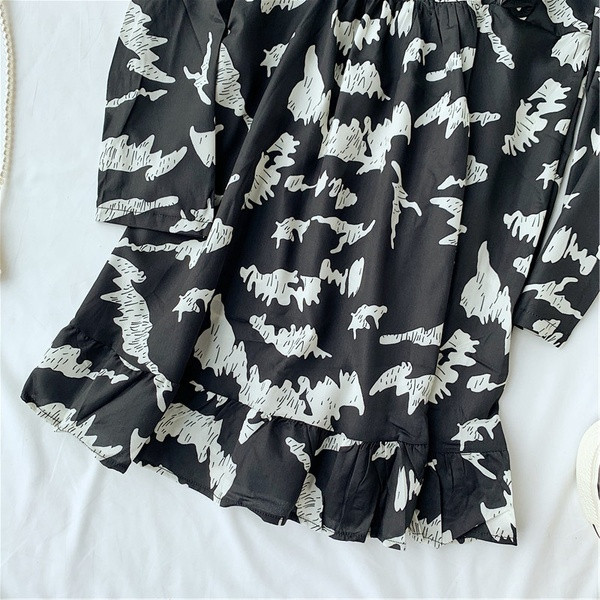 Rochie modernă de damă cu mâneci lungi de culoare neagră