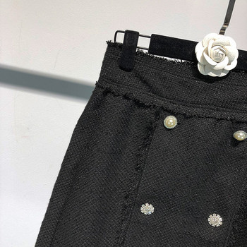 Fusta de dama moderna in negru cu nasturi