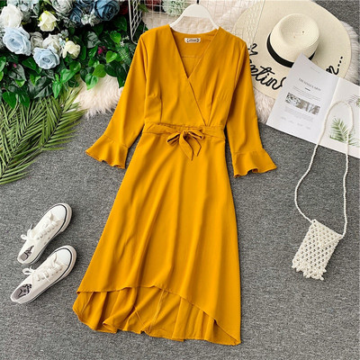 Rochie de dama cu maneci lotus si decolteu in V