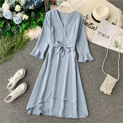 Rochie de dama cu maneci lotus si decolteu in V