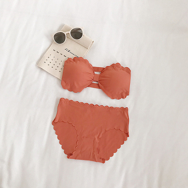 Set de lenjerie de dama modern in doua parti in mai multe culori