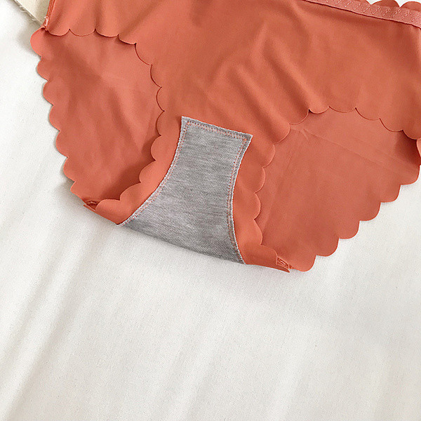 Set de lenjerie de dama modern in doua parti in mai multe culori