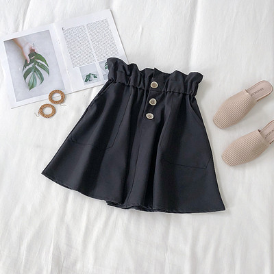 Model de fustă de damă modern croiat cu talie înaltă în trei culori