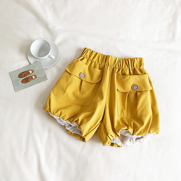 Pantaloni scurti de dama cu buzunare in mai multe culori