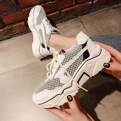 Adidasi moderni de dama cu sireturi si plasa in alb