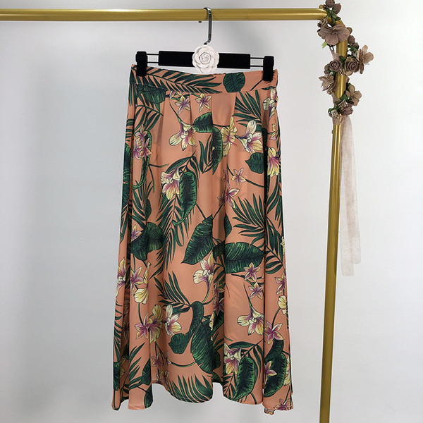 Fusta de dama lunga si lata cu model floral