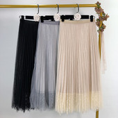 Fusta de dama plisata din tul cu dantela